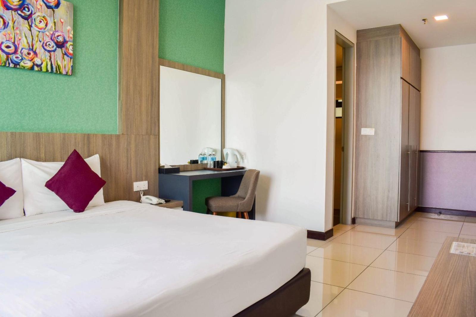 D'Wharf Hotel & Serviced Residence Port Dickson Exterior foto