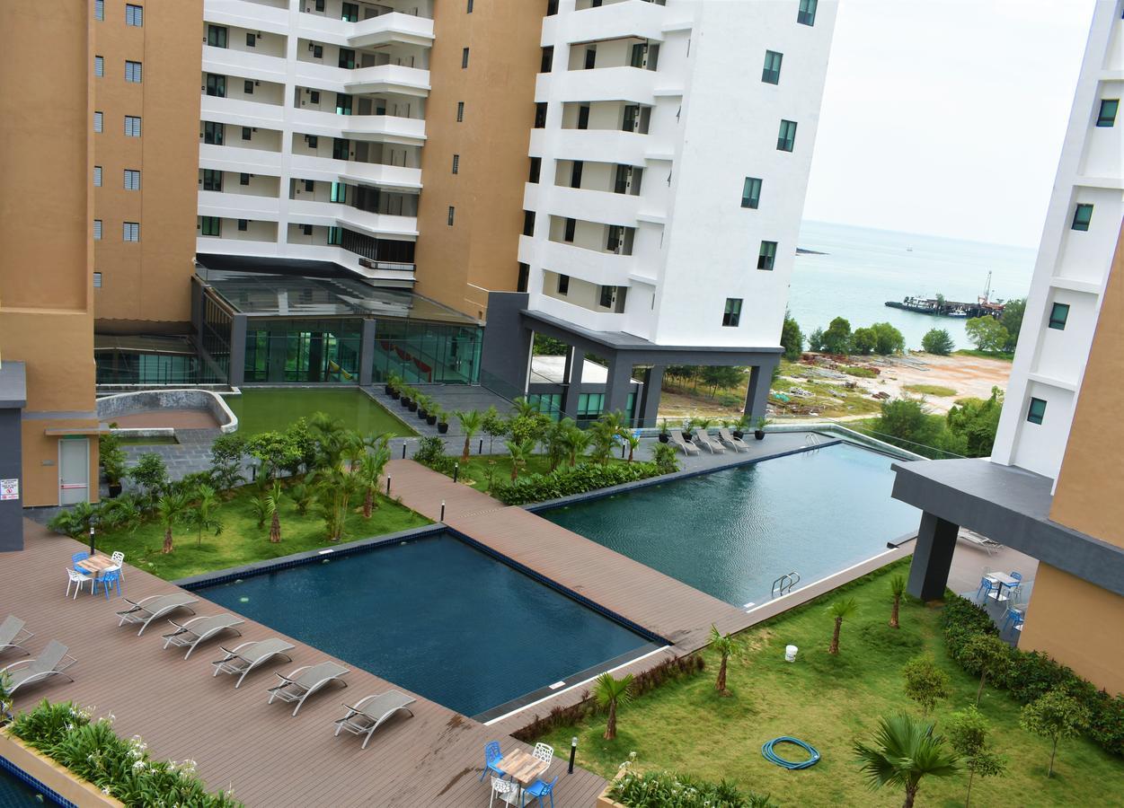 D'Wharf Hotel & Serviced Residence Port Dickson Exterior foto
